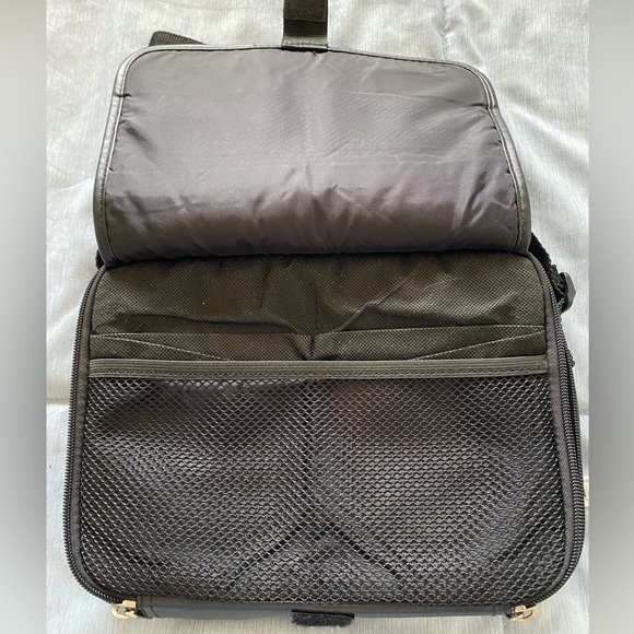 Deluxe iPad Bag/Carry Case - Picture 10 of 13
